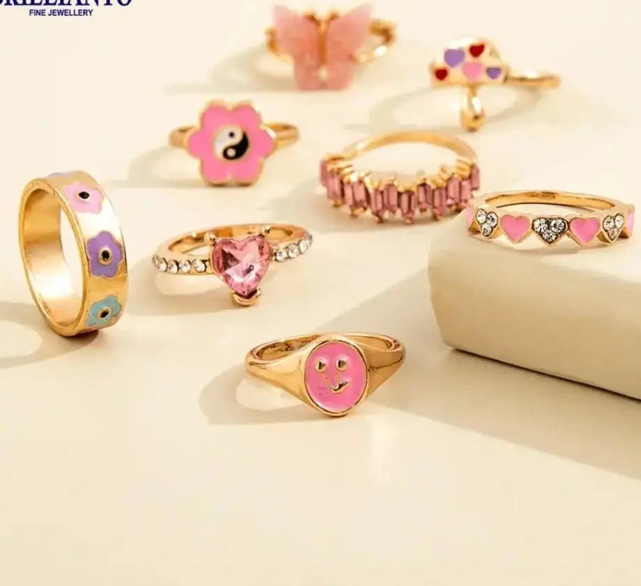 8 X LUXURIOUS DAINTY RINGS SET SPARKLES