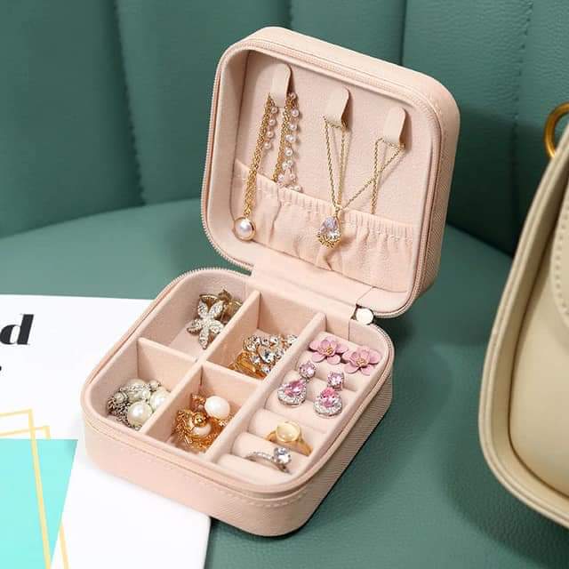 Jewellery box organizer