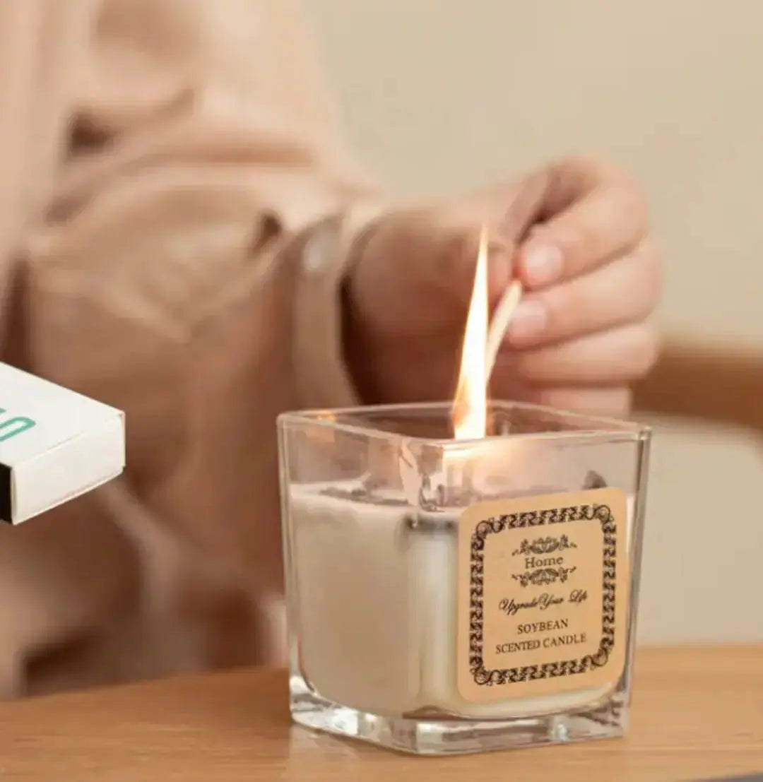 MESMERIZING CANDLE SPARKLES