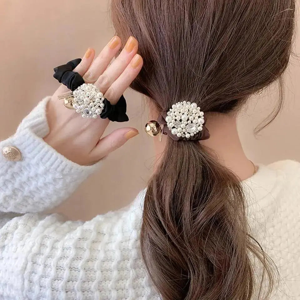 TRENDING SCRUNCHIE SPARKLES