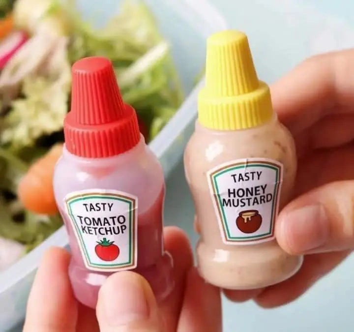 mini ketchup bottles